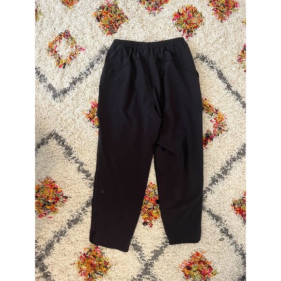 Lululemon Final Play Crop *23" Joggers in Black - Picture 4 of 7